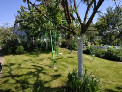 Pelouse du jardin privatif du gîte Huth à Breuschwickersheim